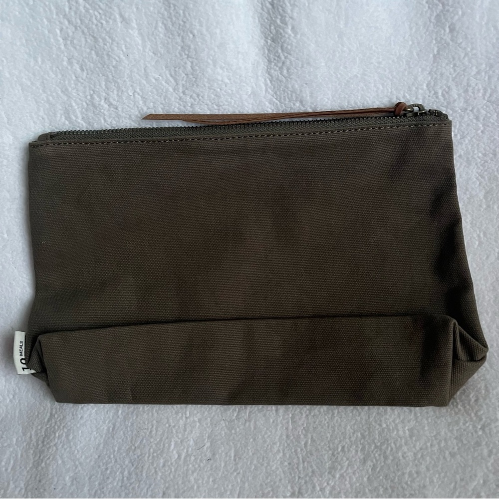 FEED Project Pouch - Picture 2 of 3